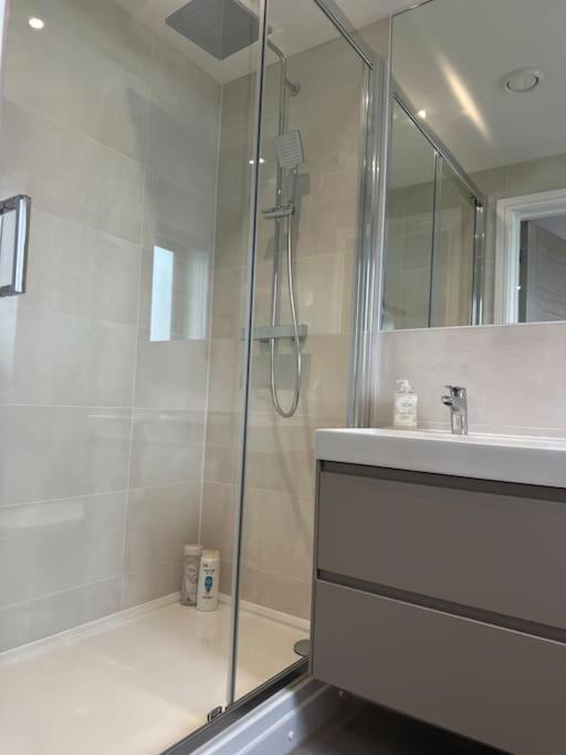 Museum View Apartments City Centre 1 Bedroom Cardiff Kültér fotó